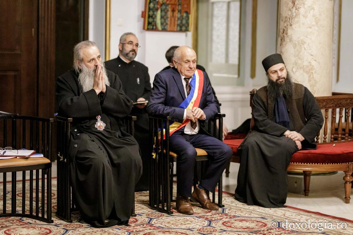 Parohia Cozmești | Colindători la Reședința Mitropolitană