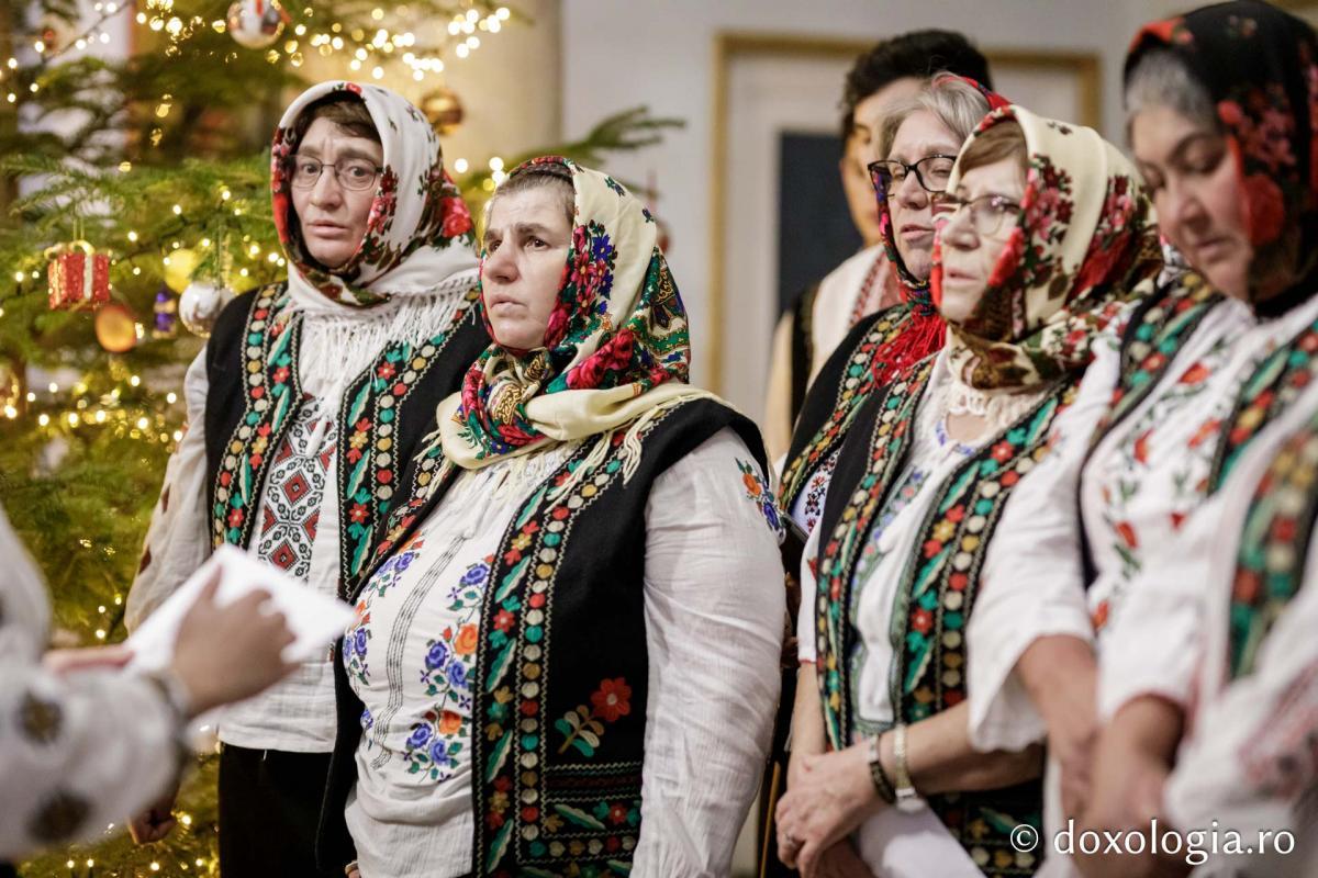 Parohia Cozmești | Colindători la Reședința Mitropolitană